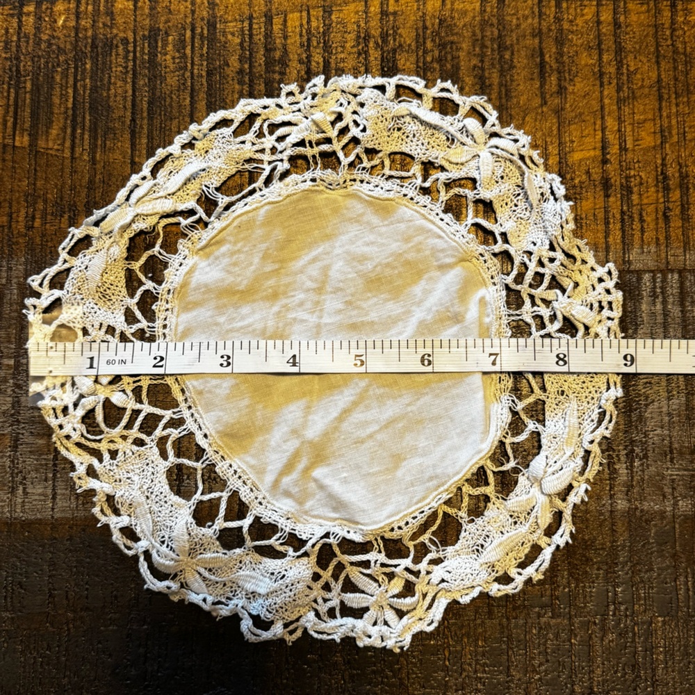 Lot of 5 vintage Crocheted Doilies White Various Shapes and Sizes - Picture 7 of 7